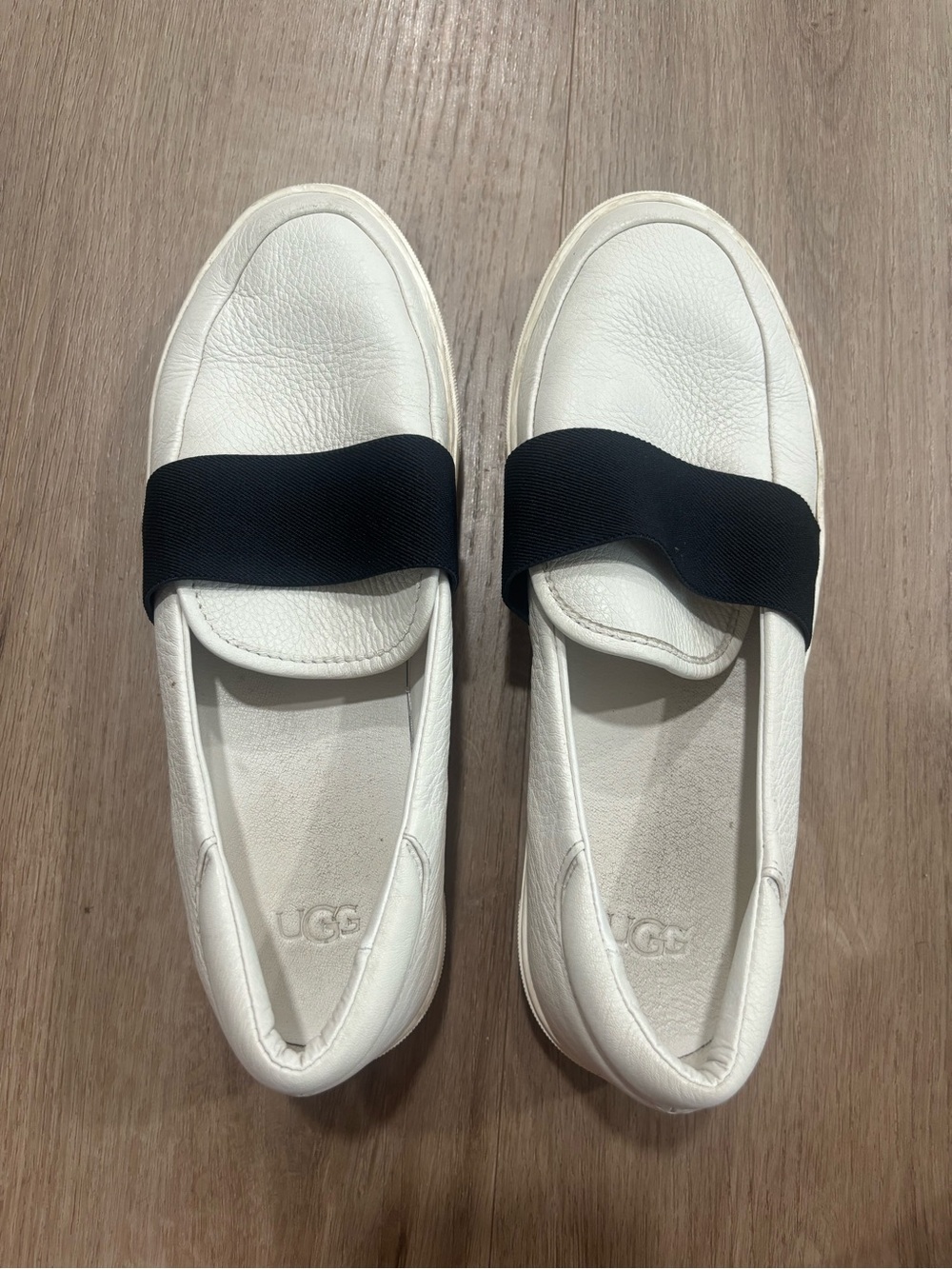 Size 9 UGG white and black loafers